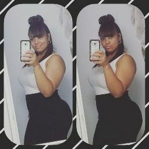 Meet your Posher, Chanel